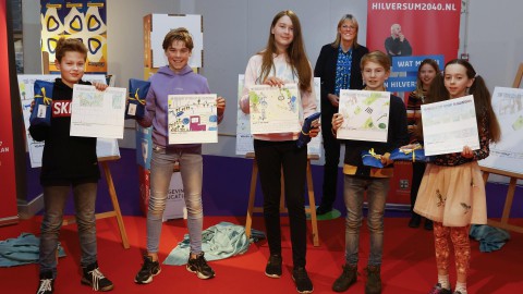 Basisschoolleerlingen tekenen hun toekomst voor Hilversum