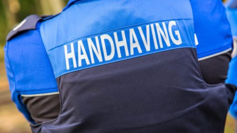  Extra handhaving autoshowers en autotoeristen