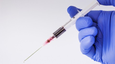 Denemarken voorlopig gestopt met AstraZeneca-vaccin
