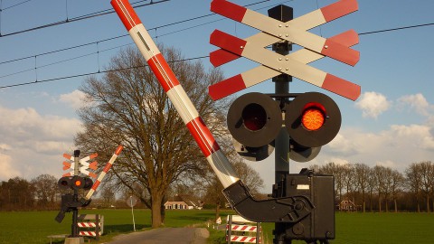 De kleine spoorbomen in Hilversum worden afgesloten voor automobilisten