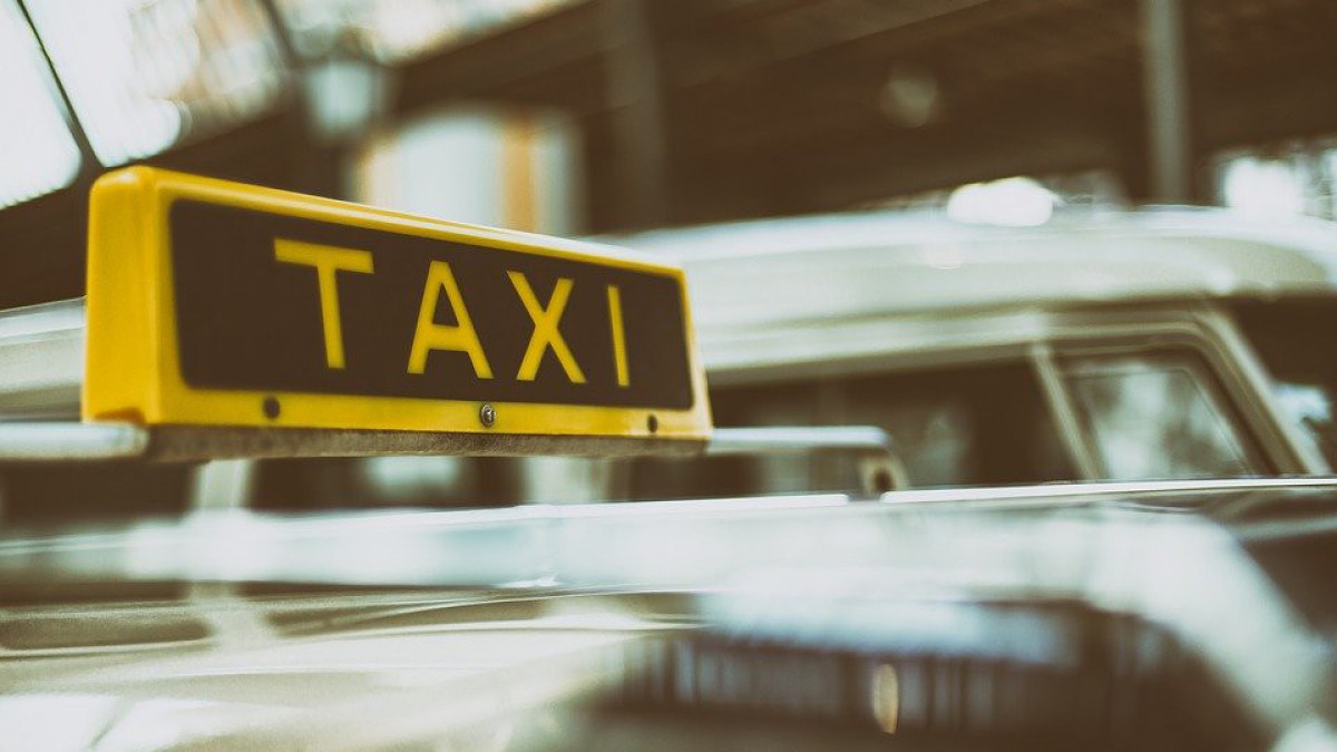 Burgers in actie voor taxibedrijf Latax