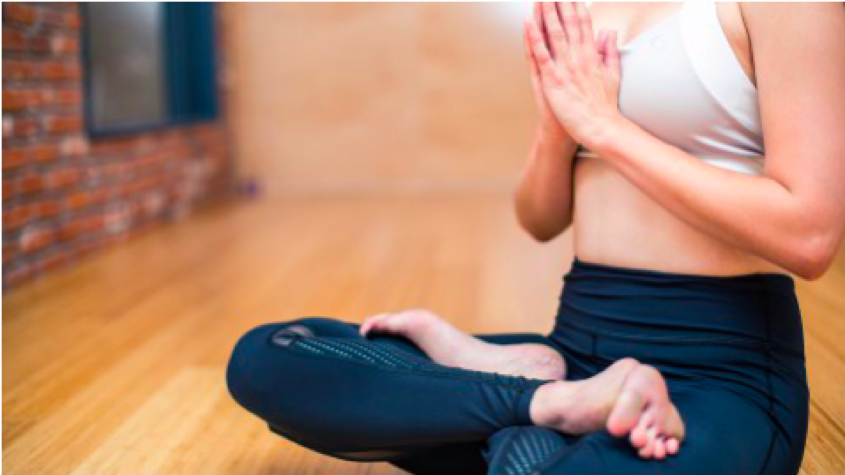 Yoga les op steeds meer basisscholen